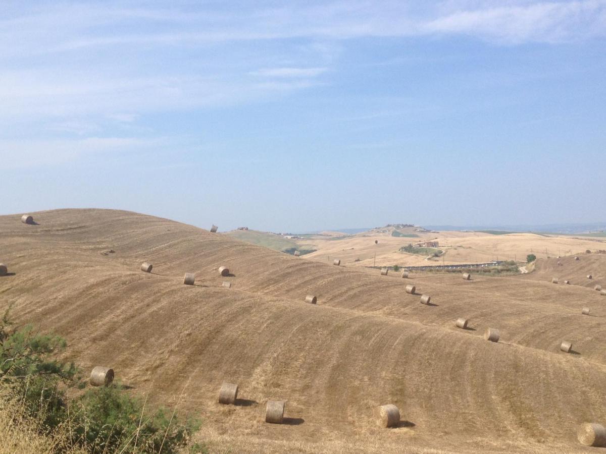 קסטלנואובו ברארדנגה Agriturismo San Fabio מראה חיצוני תמונה